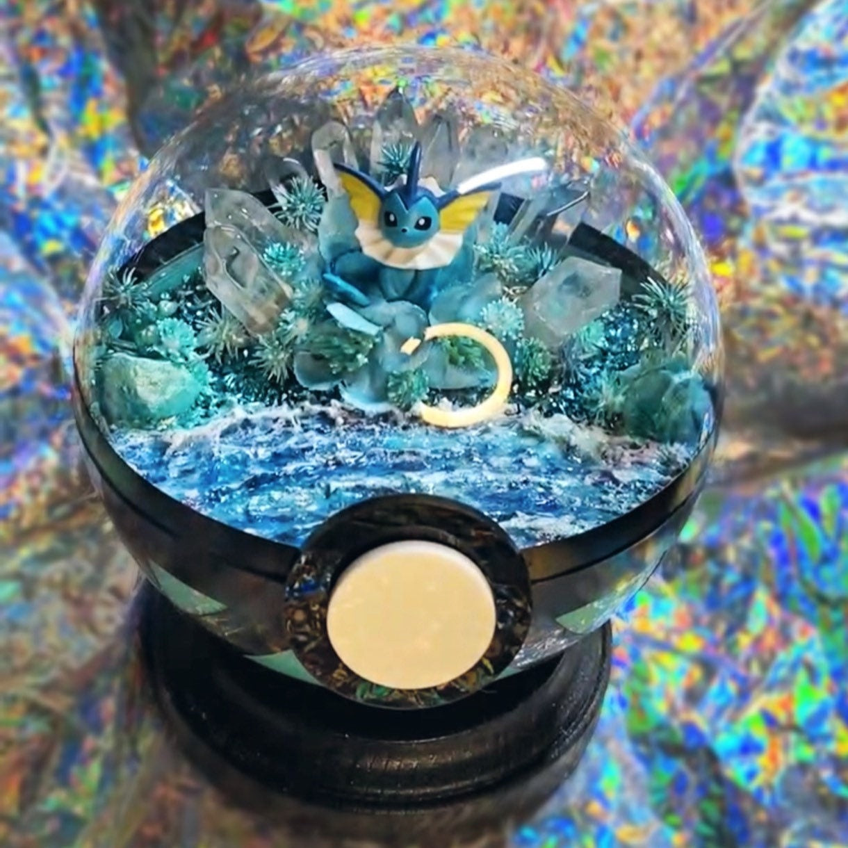 Vaporeon Eeveelution crystal Pokeball